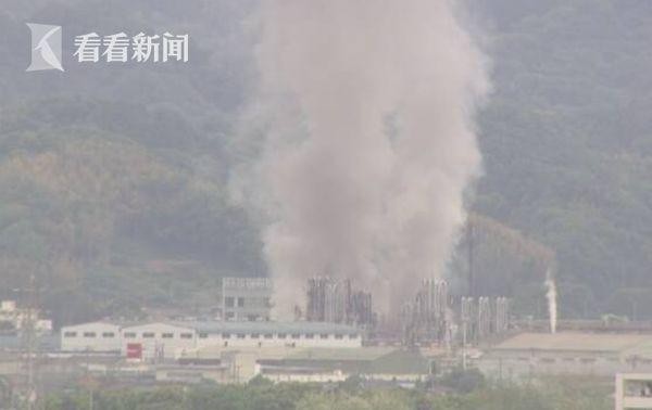 日本福岛一化工厂发生爆炸！目击者：地面摇晃宛如地震