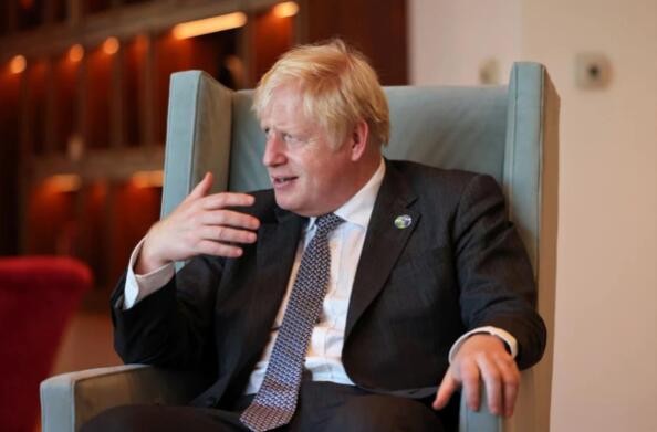英国首相情史有多复杂？首度承认自己有六个娃，其中一个还是婚外情生的