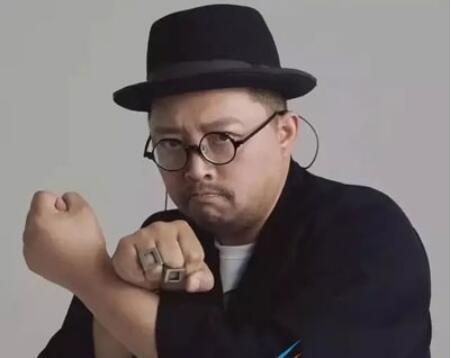 四味毒叔有五个人是什么梗