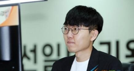 小申在下棋是什么梗