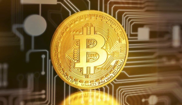 BTC价格动态实时追踪-比特币2025年12月5日走势图解