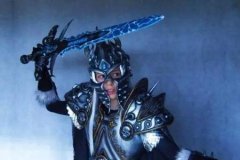 世界最强老妈！将12岁儿子打造成《魔兽世界》巫妖王
